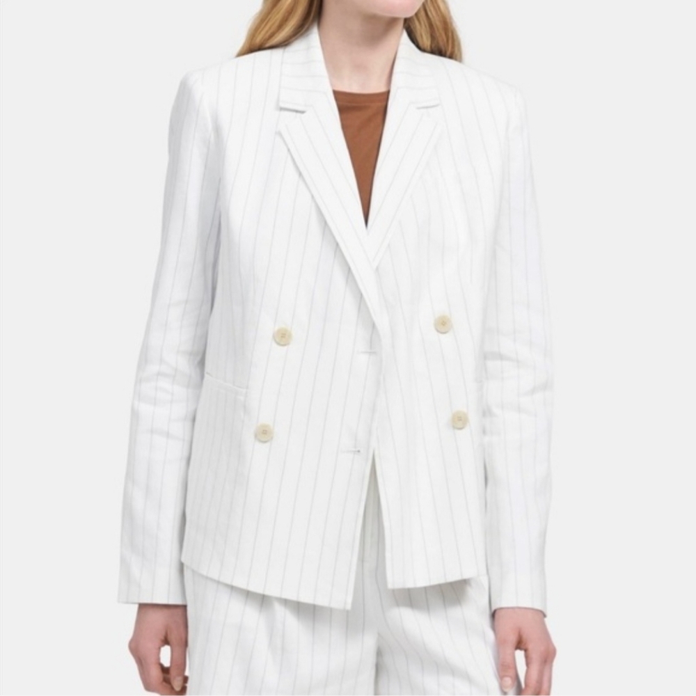 NWOT Theory Double-Breasted Striped Blazer in White/ Ivory. Size 6